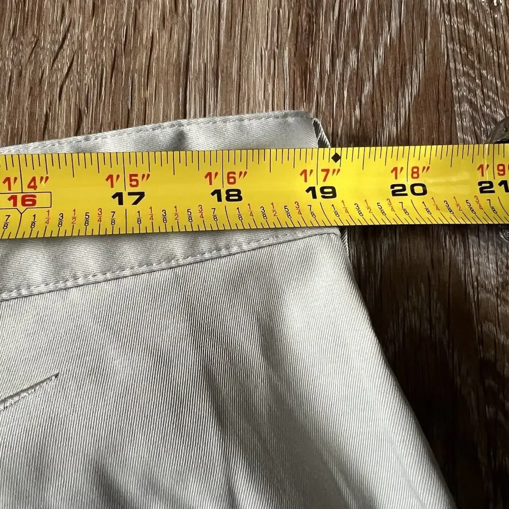 NIKE GOLF DRI FIT Pants Mens 38 X 33 Khaki Tan Stretch Standard Fit Sportswear